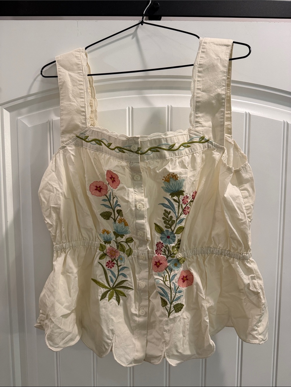 Spartina 449 Cream Embroidered Floral Button-Front Tank